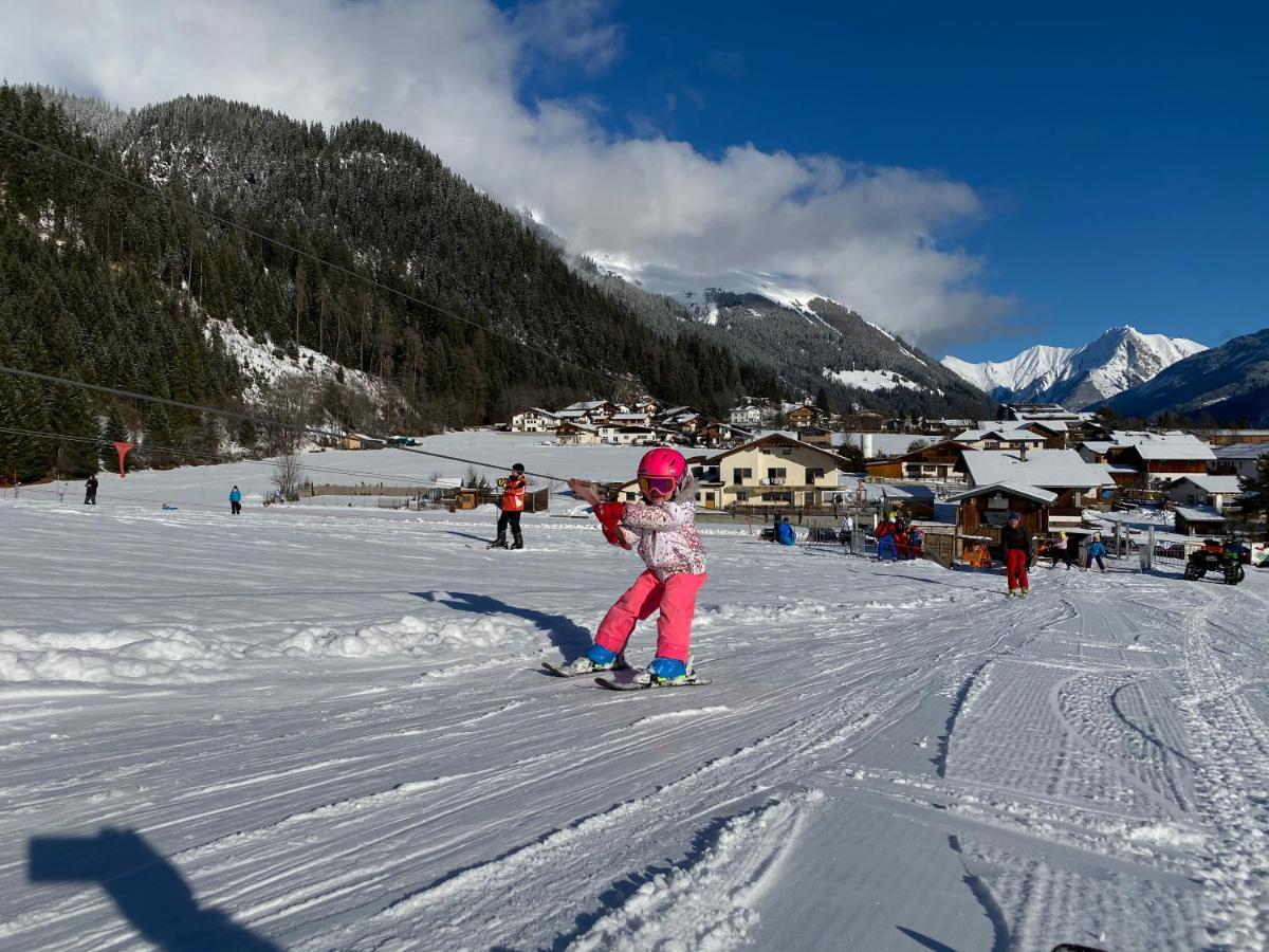 Haus Walch Bed & Breakfast Elbigenalp Exterior foto